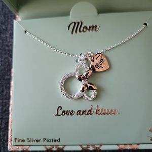 Disney Mom Minnie Mouse Necklace